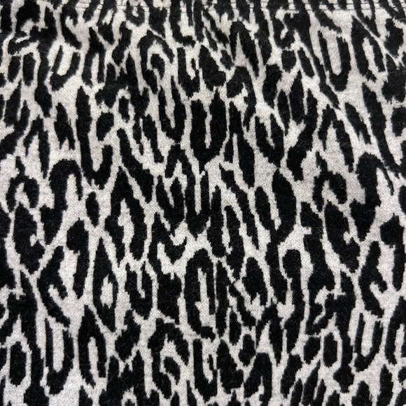 Forever 21 Leopard Print Flare Pants - Picture 5 of 6